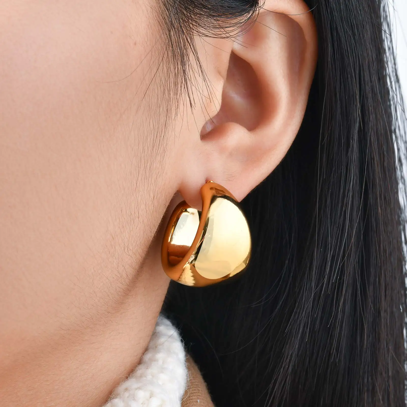 Minimalistische kreative unregelmäßige C-förmige Ohrringe, 3-teiliges Set goldfarbene Wassertropfen-Ohrringe, personalisierter Modeschmuck für Frauen – Detail 6