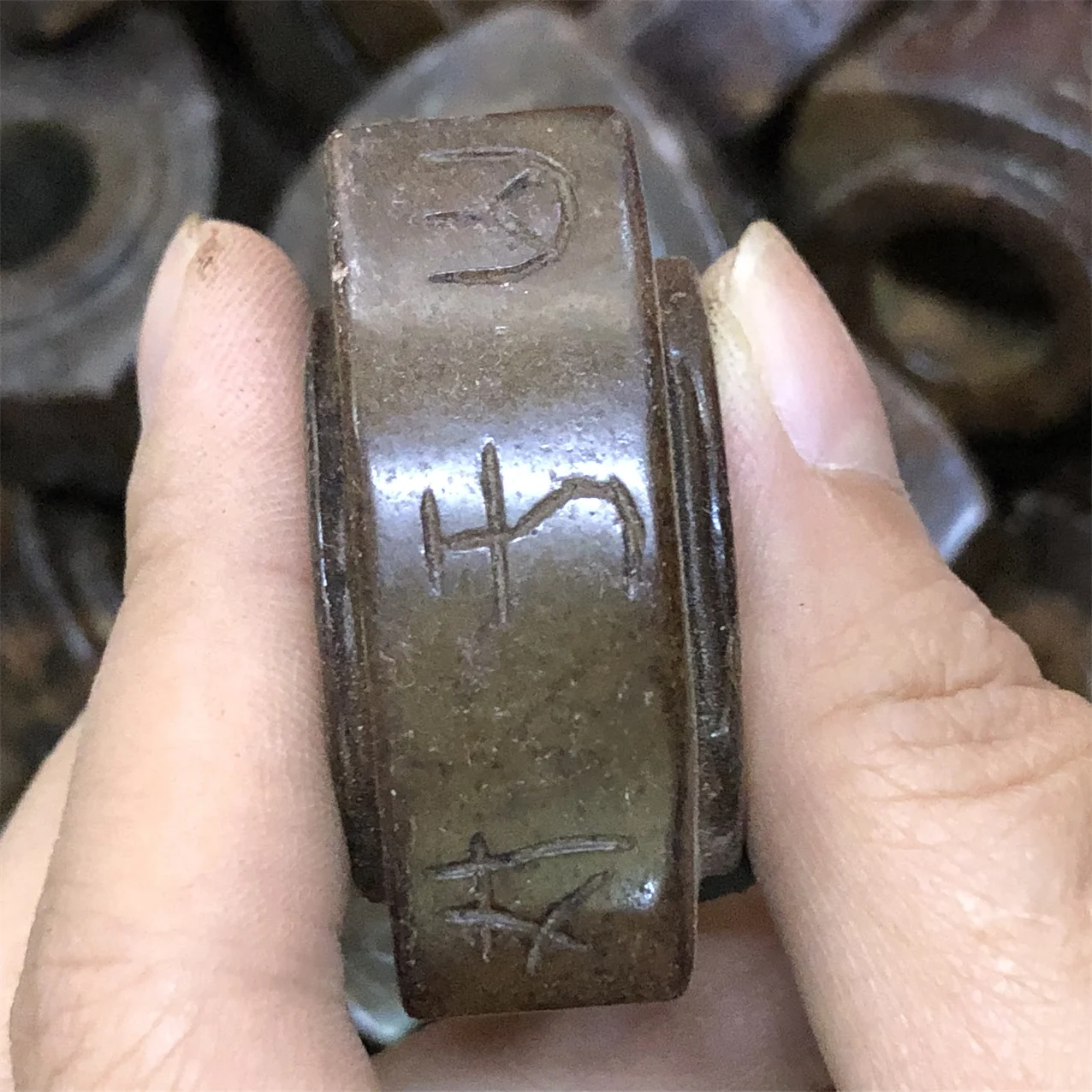 thumb