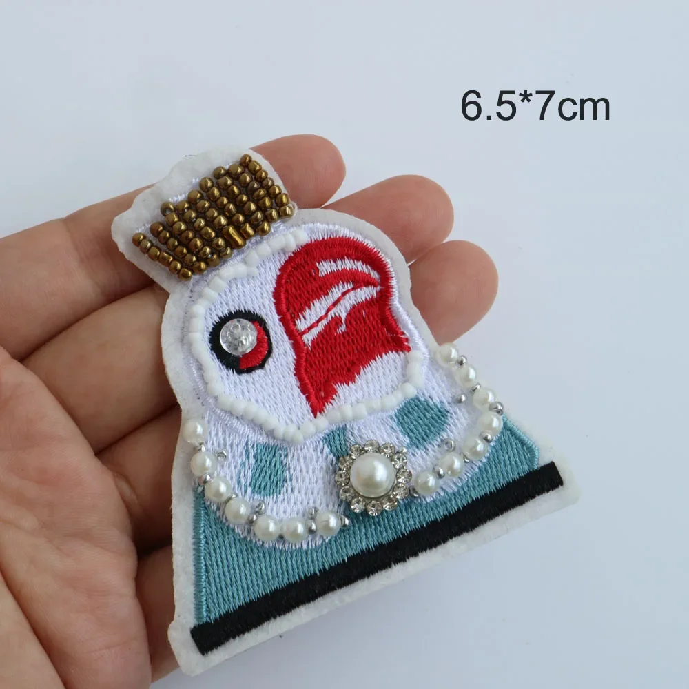 Fashion animal beaded patches for clothing DIY rhinestone sequins Sew on patch embroidery seahorse appliques parche ropa