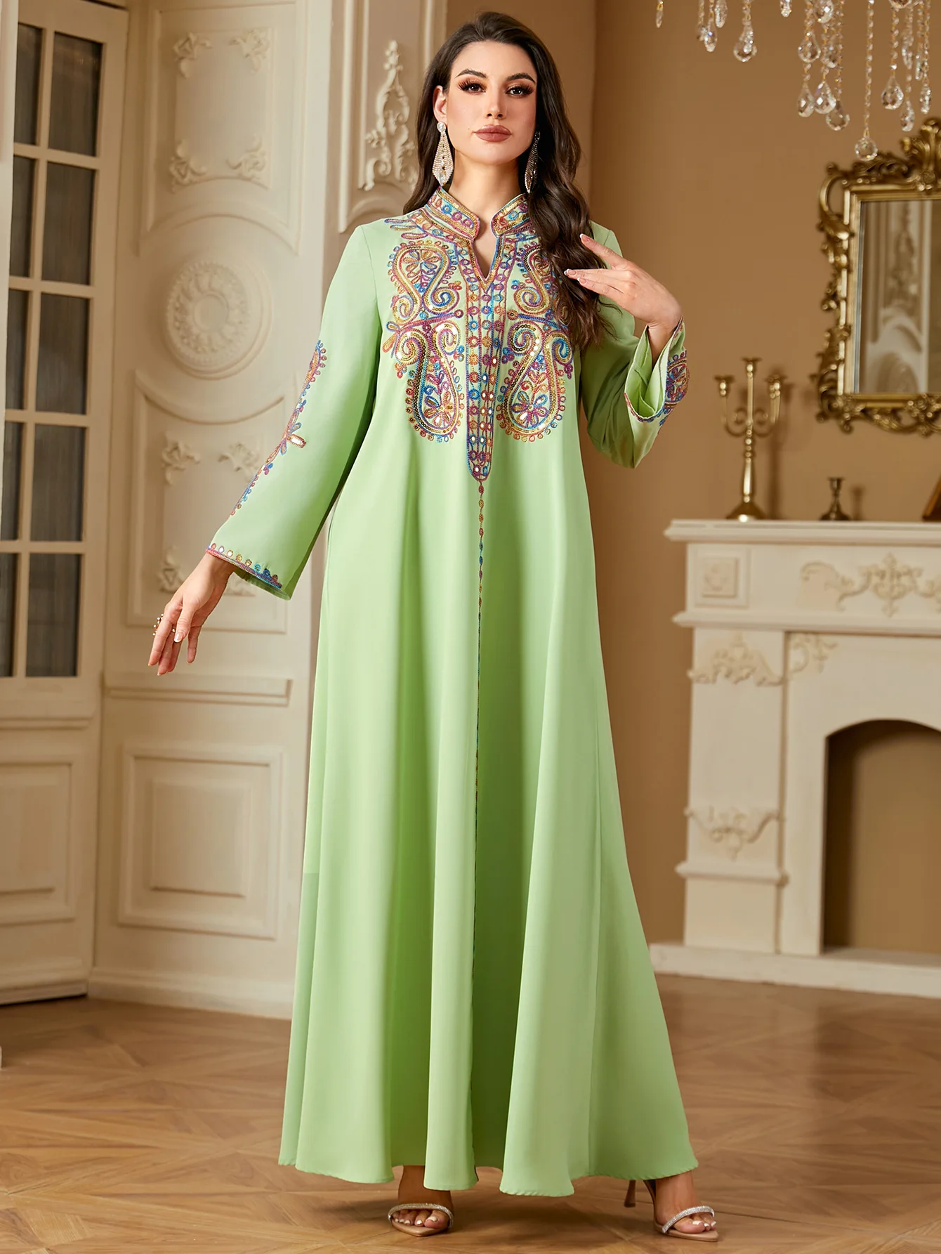 Islamic holiday dress for women, embroidered abaya for parties, caftan robe, jellabiya, Islamic caftan, vestidos largos.