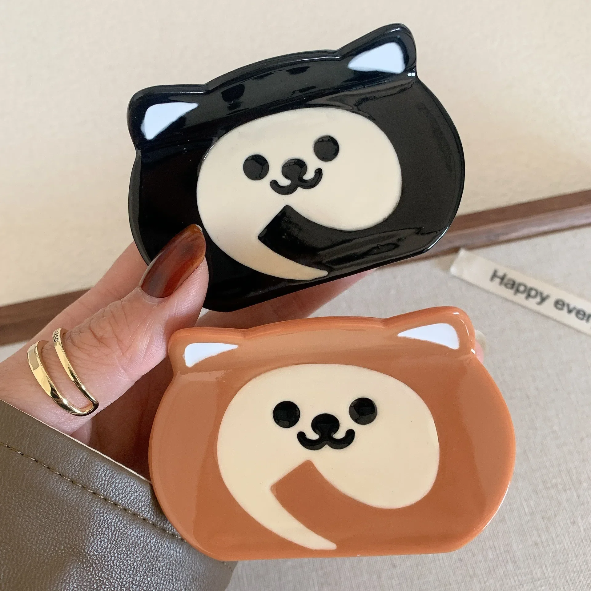 

New Cute Dog Hair Claw Acetate Claw Clip Trendy Cartoon Bread Dog Curly Crab Hair Clip Shark Clip Hair Accessories for Women