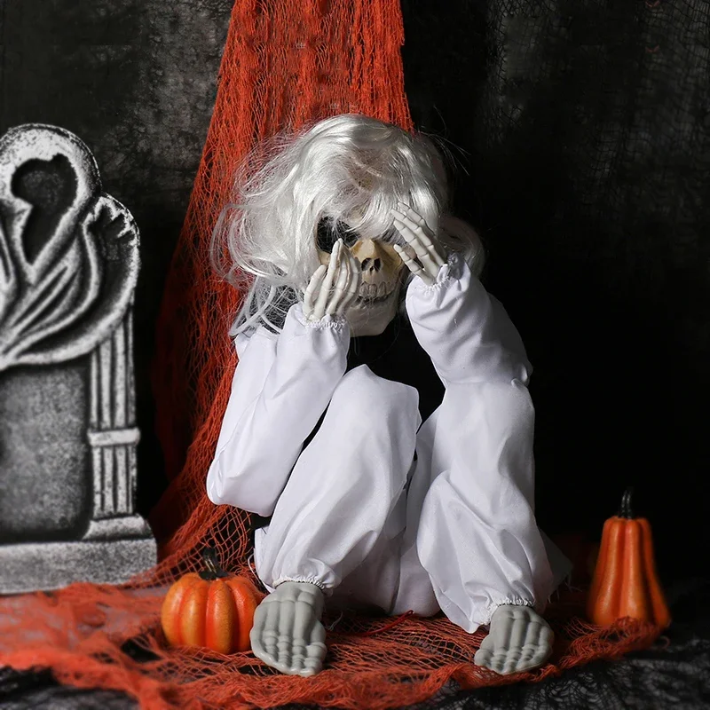 Halloween Crying Ghost Vinyl Doll Electric Interactive Toy Decoration with Sound Glowing Eyes for Haunted House Theme Party Decor Prop