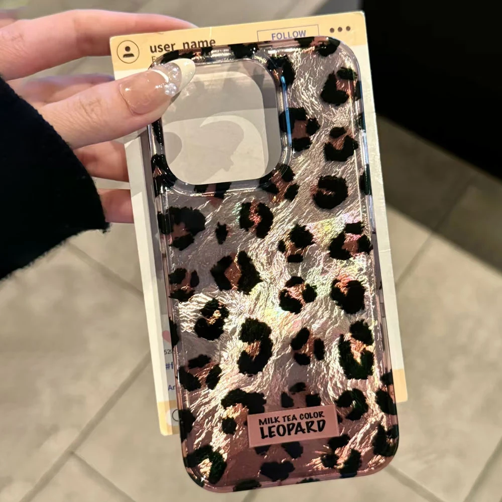 Chic Retro Pink Leopard Print Phone Case