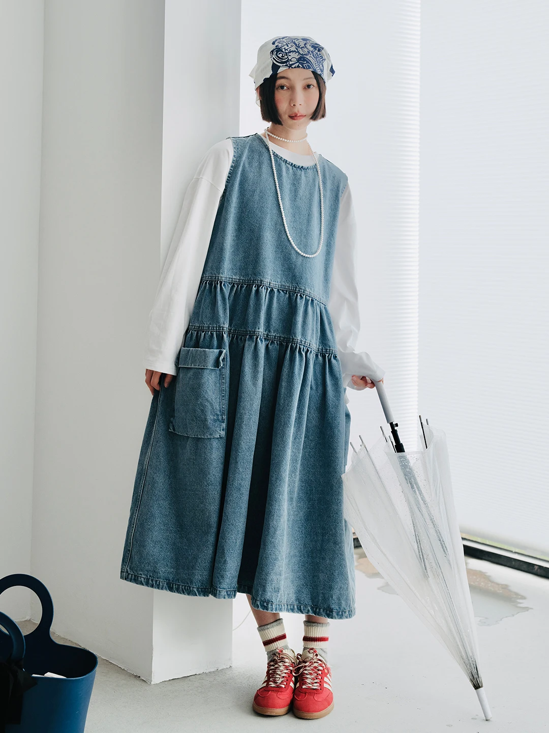 IMAKOKONI original design denim vest loose pocket blue sleeveless dress for women 244748