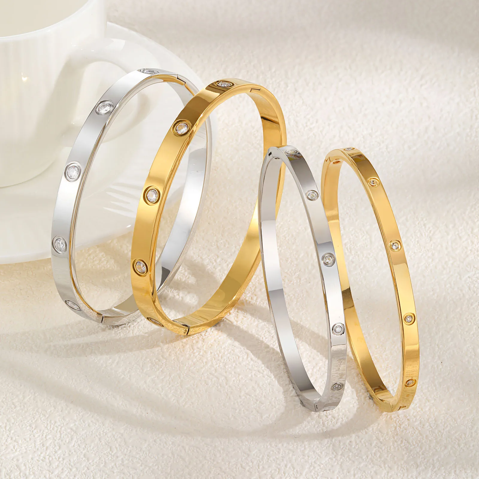 Vnox Luxury Love Ring Bracelets Gift for Women, Heart CZ