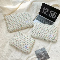 Floral Design Laptop Sleeve and Makeup Pouch Set for 14inch (Green)