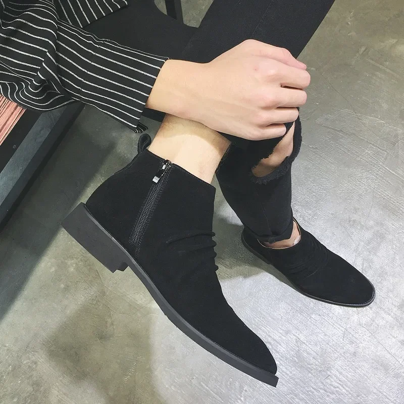 2025New Men's Boots High Quality Suede Casual Botas Retro British