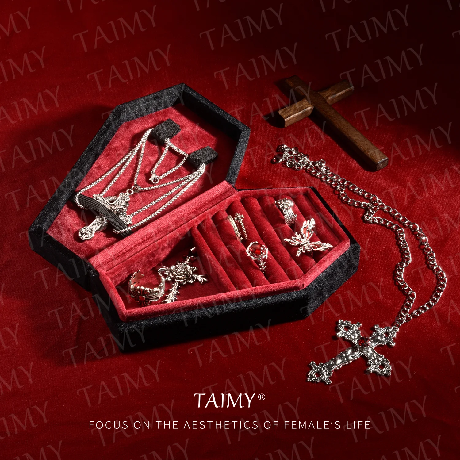 TAIMY Gothic Plush Velvet Coffin Jewelry Box Ring Necklace Trip Storage Box Halloween Gift Jeweler Retail Store Packging Box 50pcs lot earrings necklaces display cards blank kraft paper hanging price tag card for jewelry retail packaging storage tools