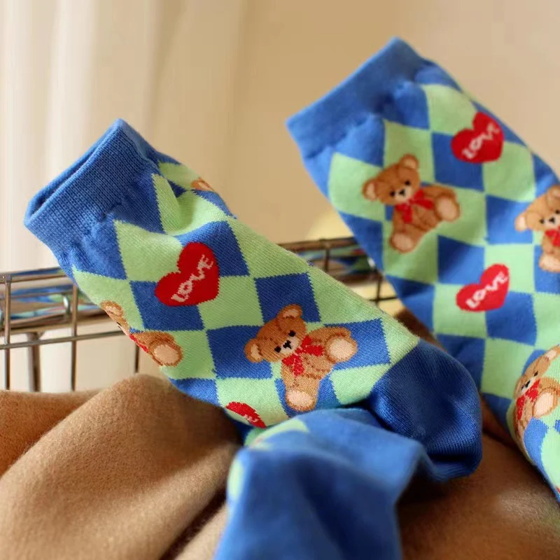 Gute Qualität Cartoon Elegante Dame Bär frauen Nette Socken Baumwolle Harajuku Stil Frau Neuheit Atmungsaktive Sox Weihnachten Geschenke – Detail 30