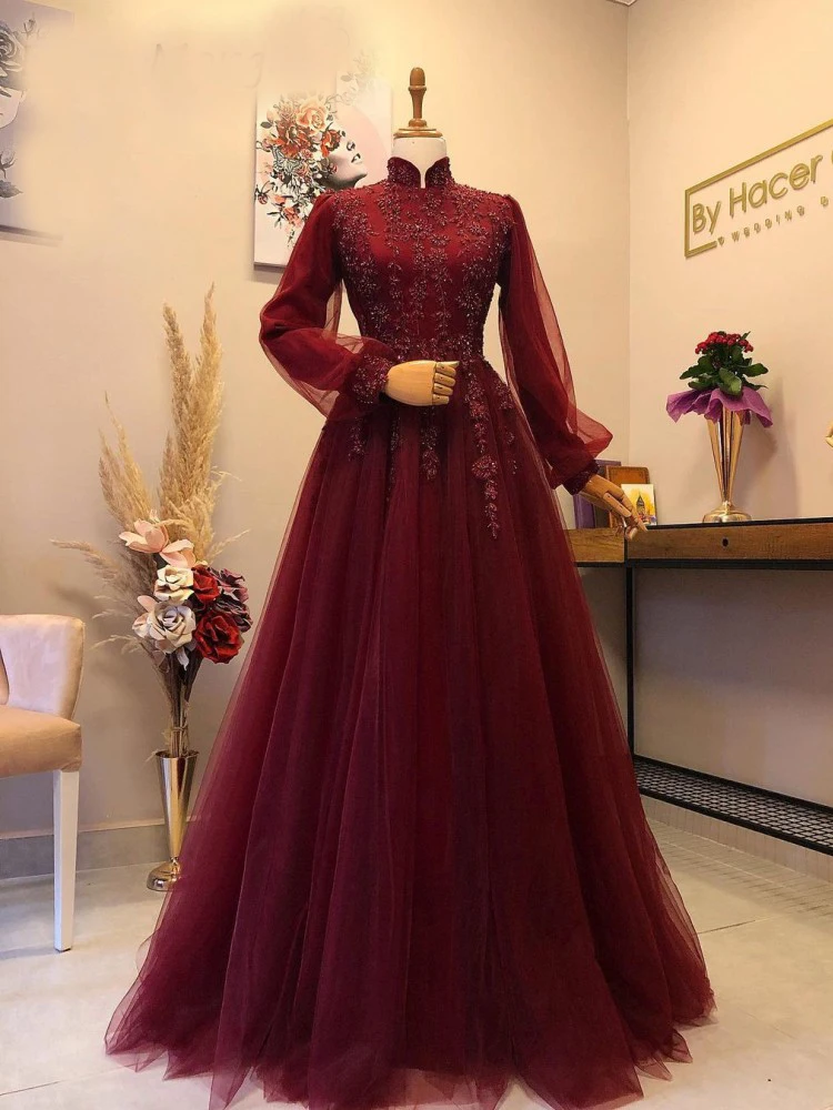 

Burgundy Tulle Appliques Hijab Muslim Evening Dresses Arabic Dubai Long Sleeve High Neck Prom Formal Party Gowns Robes De Soirée