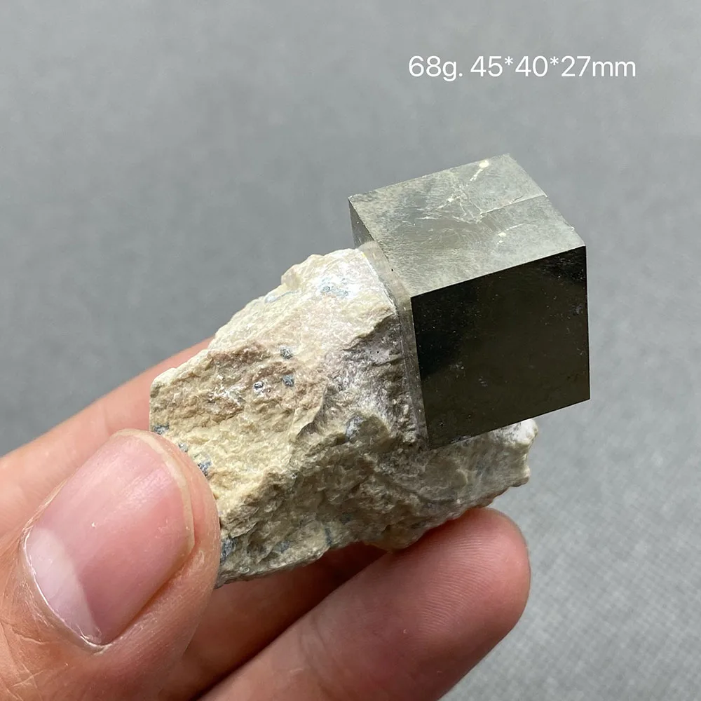 100% natural Spanish Cuboid and cube pyrite mineral specimen stones and crystals healing crystals quartz gemstones