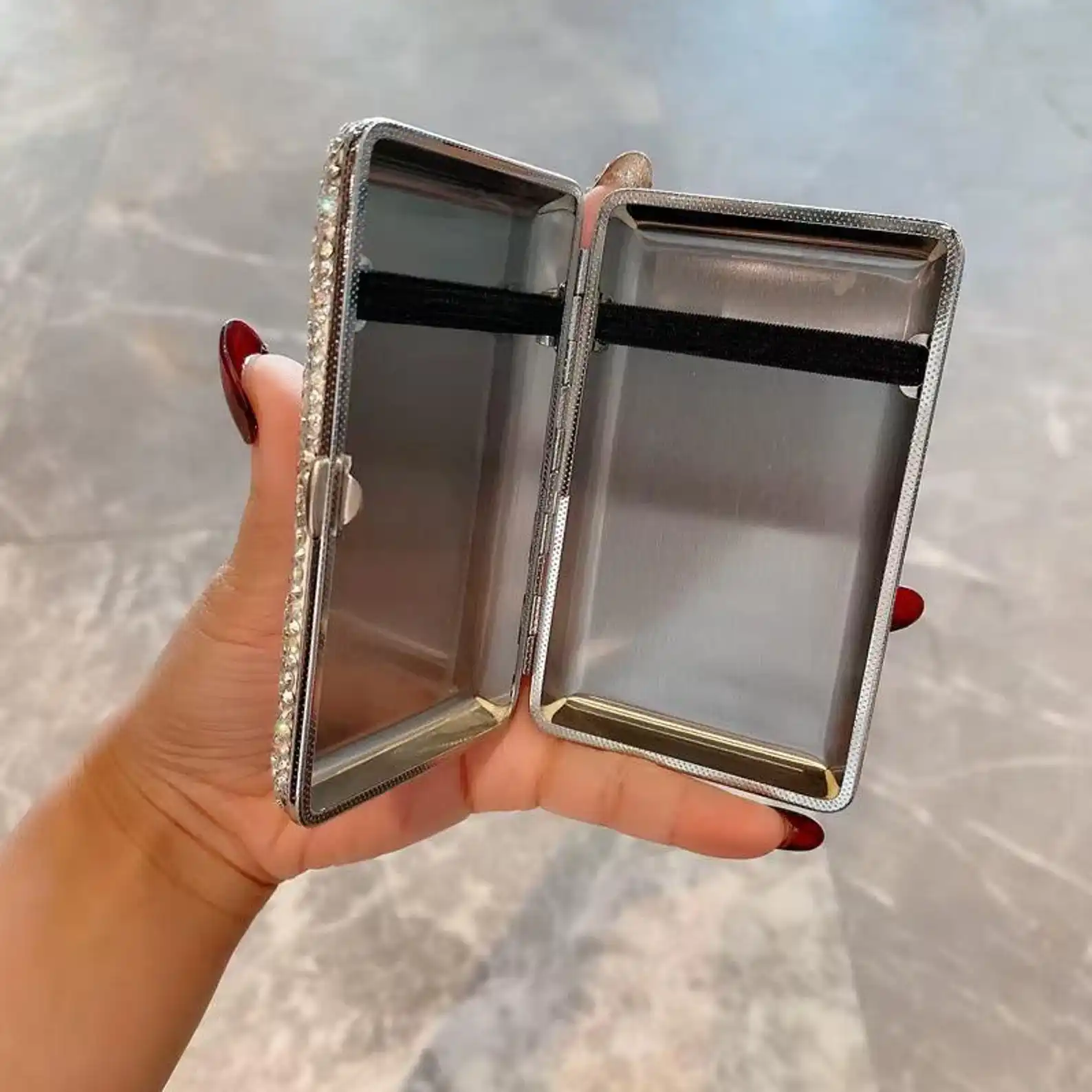 Luxury Sparkling Cigarette Case Slim Style Rhinestone Case Smoking Accessories