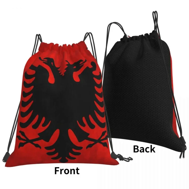 Рисунок 5 - Рюкзаки с флагом Албании
