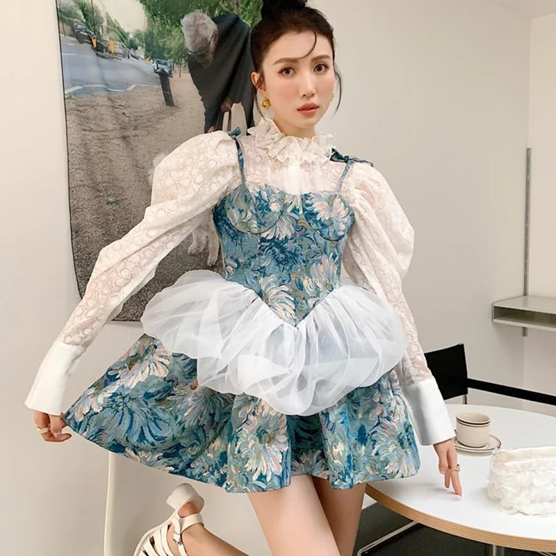 

2022 Korean Version The Dress Suit Sweet Lace Long-Sleeved White Shirt Blue Embroidery Floral Tutu Skirt Suspender Skirt Suit
