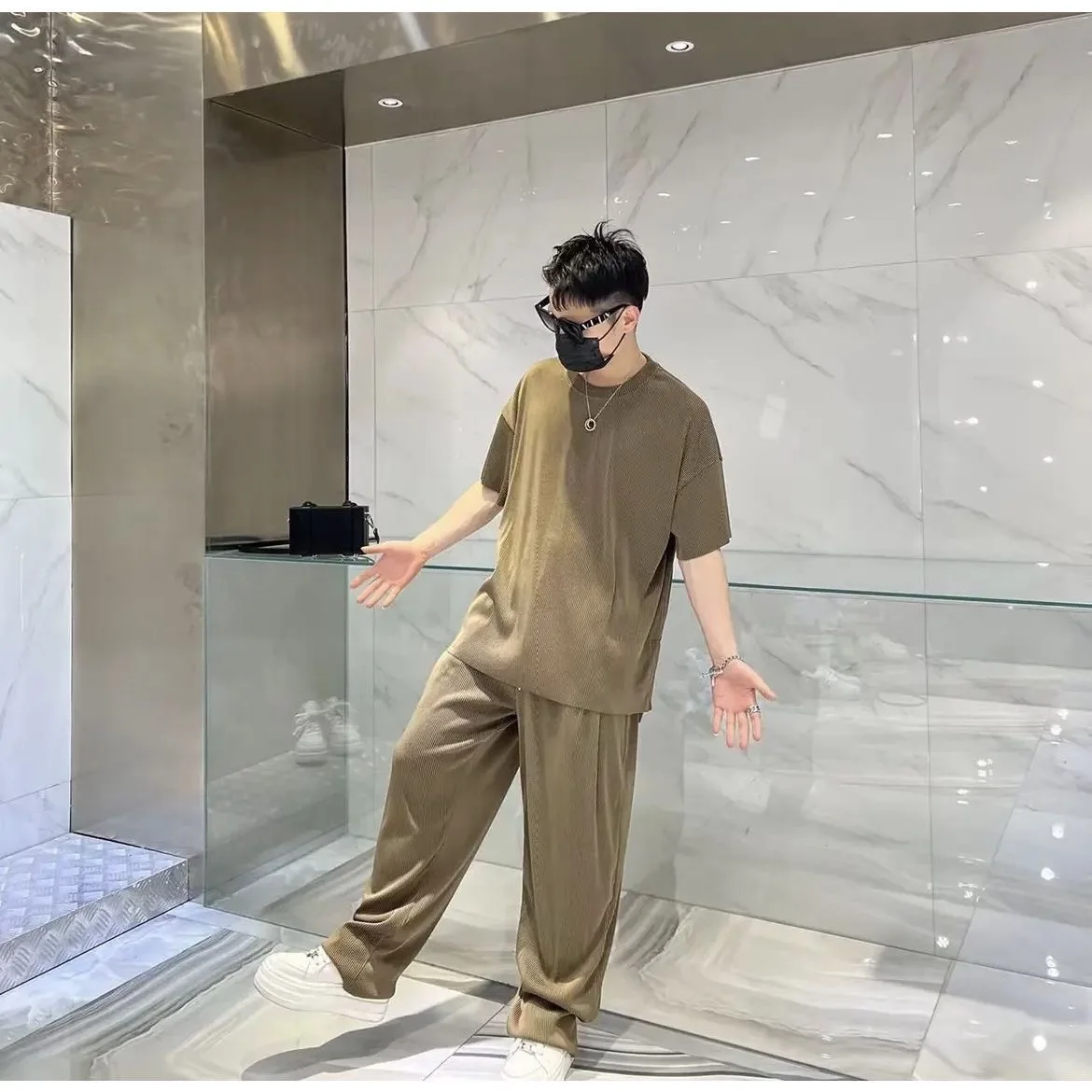 아이스 실크 스포츠 세트 남성 여름 얇은 캐주얼 긴바지 반팔 티셔츠 속건성 의류 원피스 폴리에스터 스판덱스 혼방