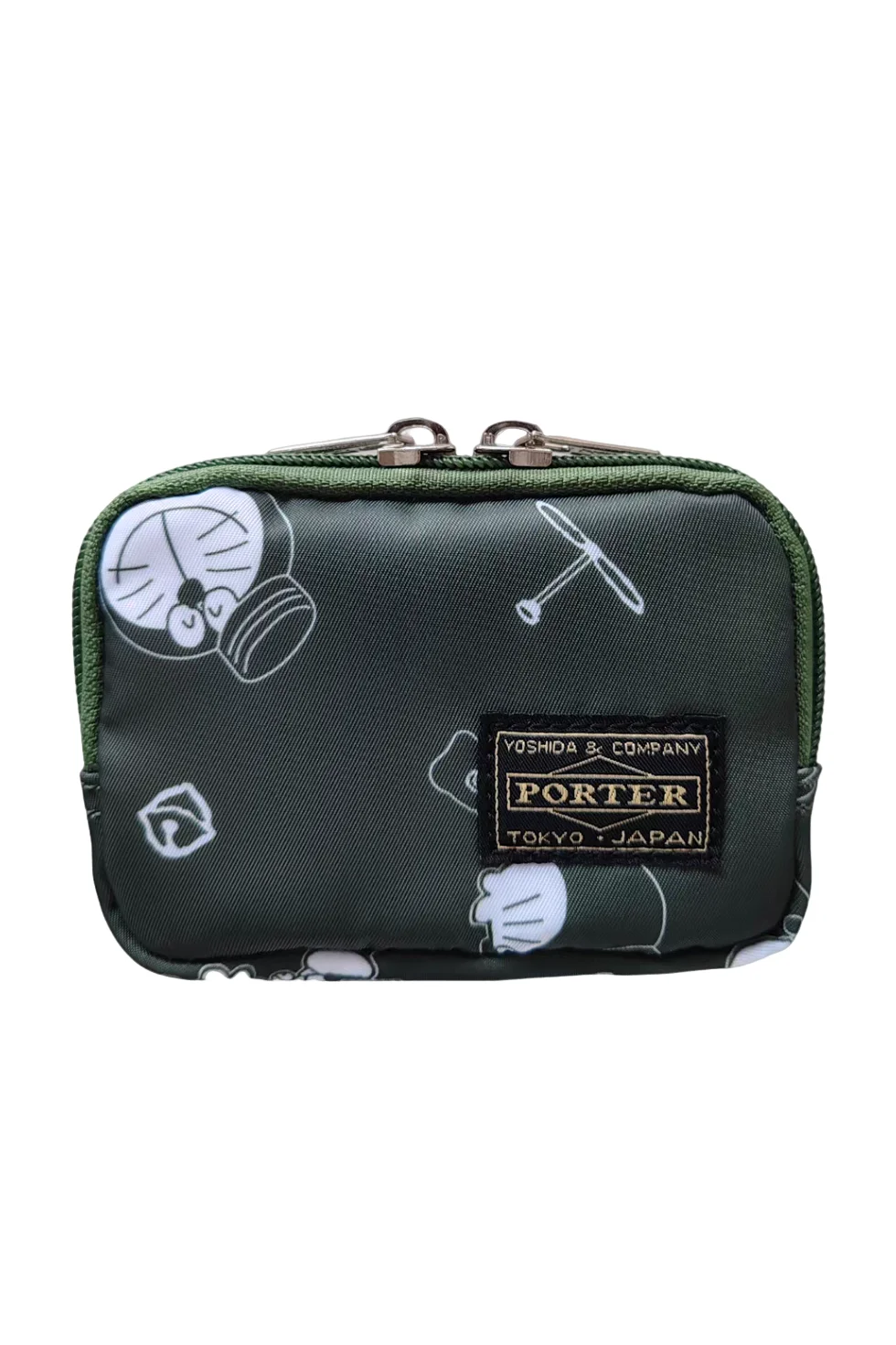 필수적인 실용성과 스타일을 갖춘 Porter Short Waterproof Small Wallet