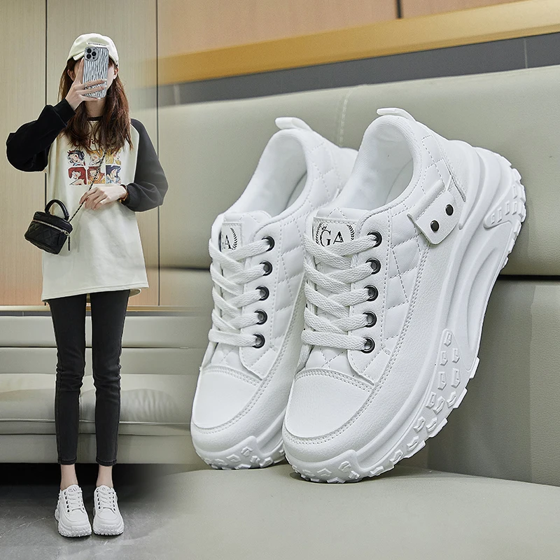 

Stylish Women Height Increasing Golf Sport Shoes White Khaki Girl Athletic Golfing Trainers Thick Bottom Golf Training Sneakers