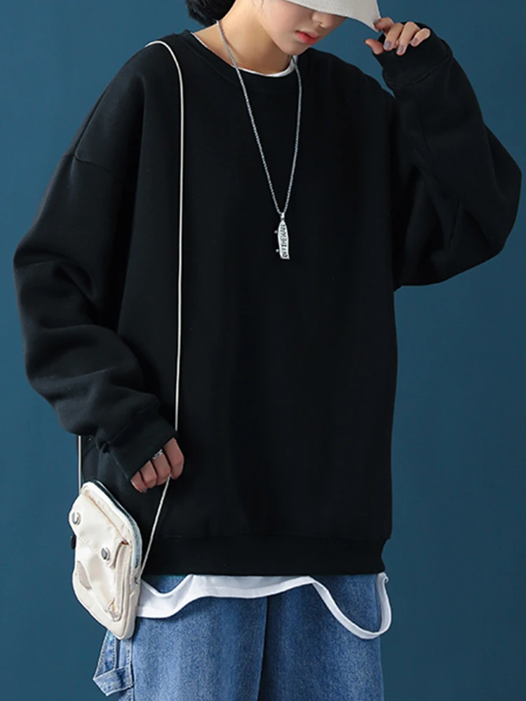 CW02 black