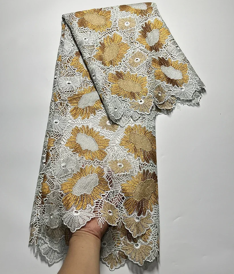 

Latest White/Gold African Guipure Cord Lace Fabric 2023 High Quality Water Soluble Nigeria Fabrics For Sewing Women Wedding DF23