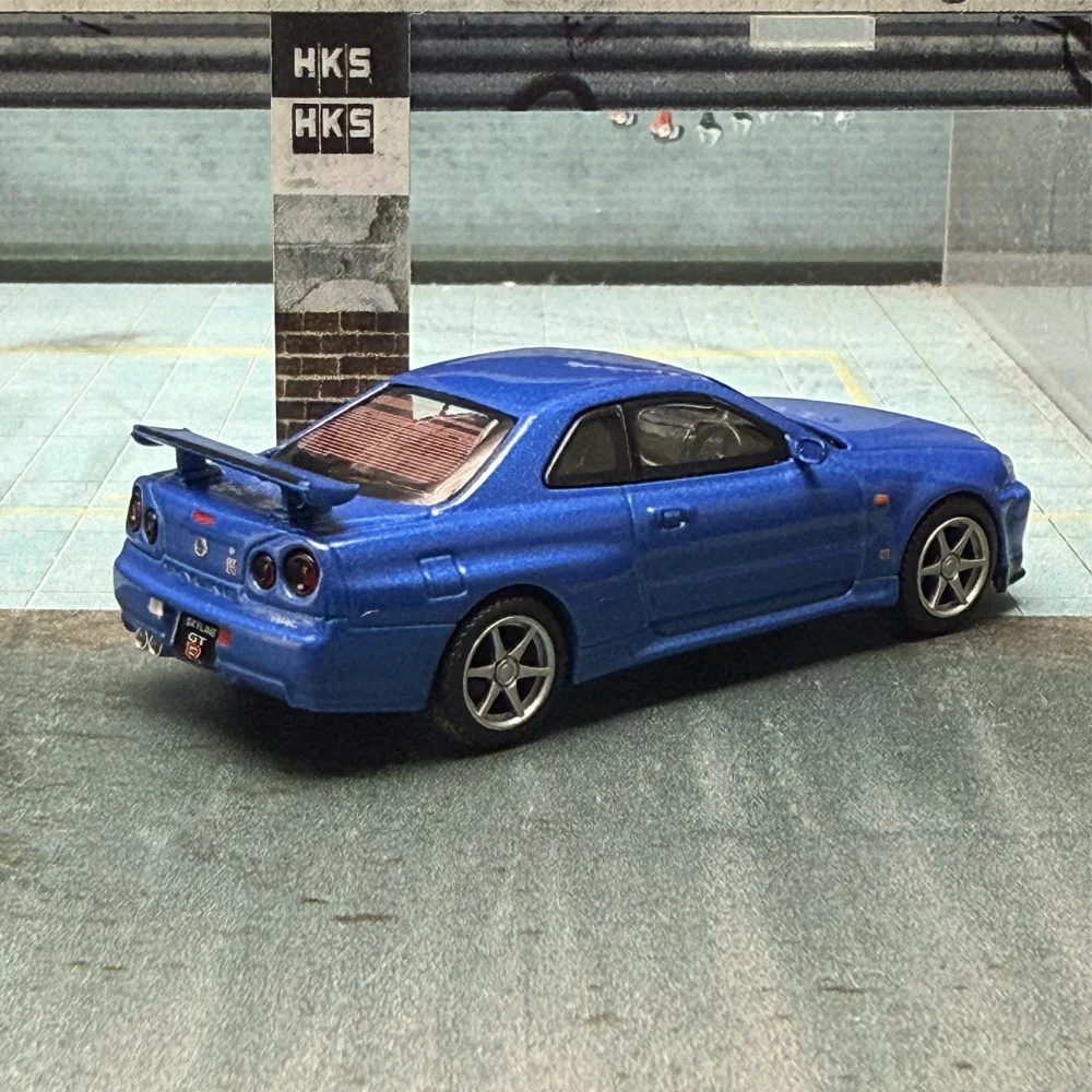 MGT 1/64 스카이라인 GTR R34 합금 다이캐스트 모델 자동차 컬렉션 장난감 스테이션 차량 성인용 선물(포장 제외)