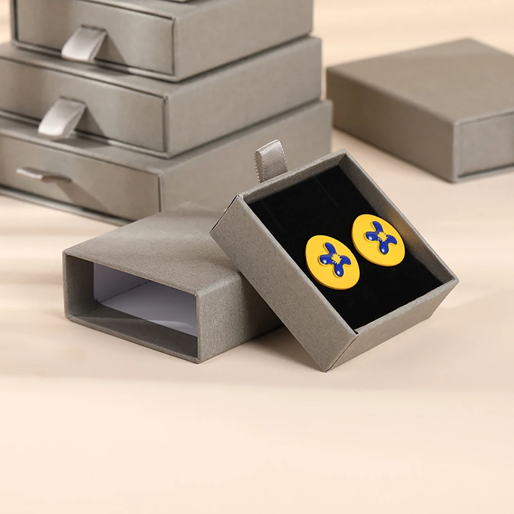 7x7x2.5cm Grey Beige Cardboard Paper Gift Packing Sliding Luxury Jewelry Drawer Earring Rings Packaging Box With Ribbon Sponge