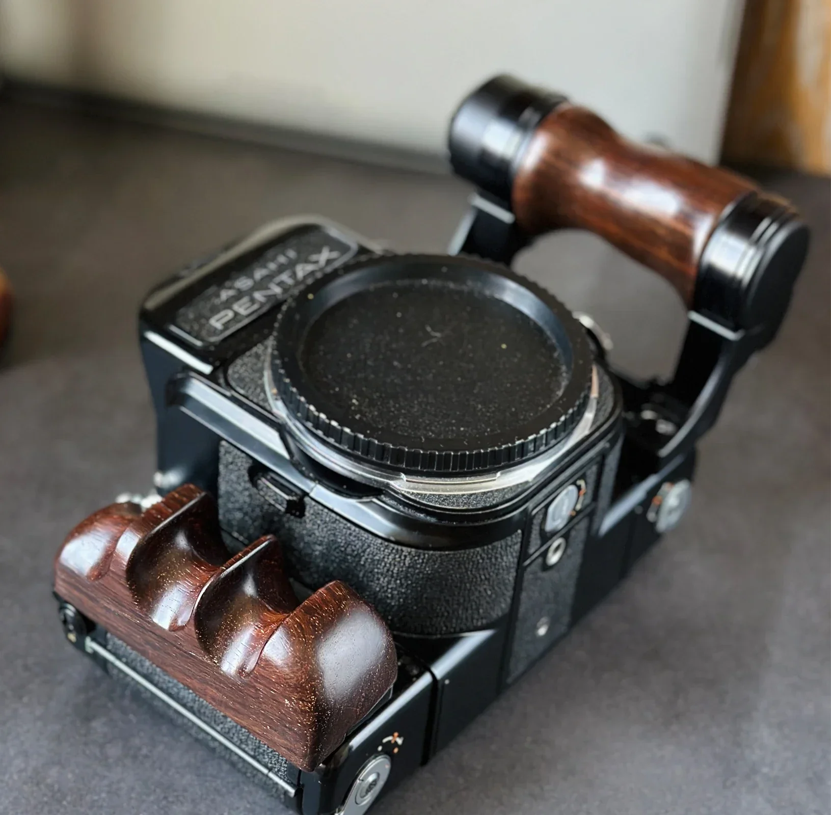 Pentax Wood Grip ペンタックス ウッドグリップ 6x7 67用 $_10.JPG?set_id=880000500F