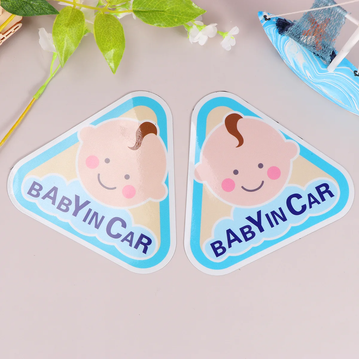 

2pcs Car Signs In Car Stickers Remind Car Sticker Magnetic Car Sticker for Car