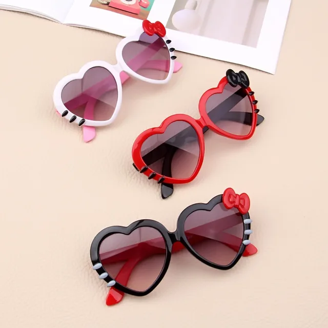 1pcs Kids Heart Sunglasses Lovely Baby Glasses for Boys and Girls Children Sunglasses Shades for Children UA400 Kids Toys For 2