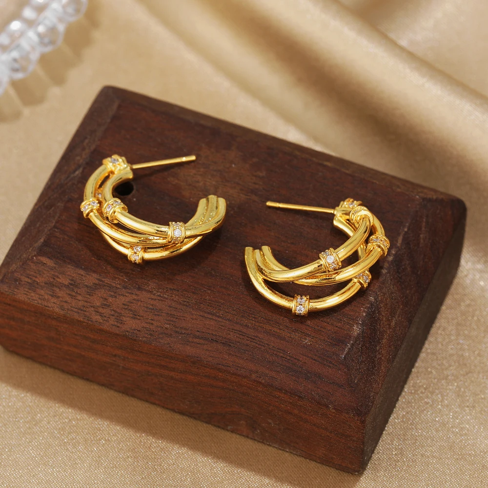 Designer Style Aesthetic Multi Layer C Shape Hoop Earrings Waterproof Zircon Ear Buckles Bridesmaid Gift Everyday Jewelry Joias