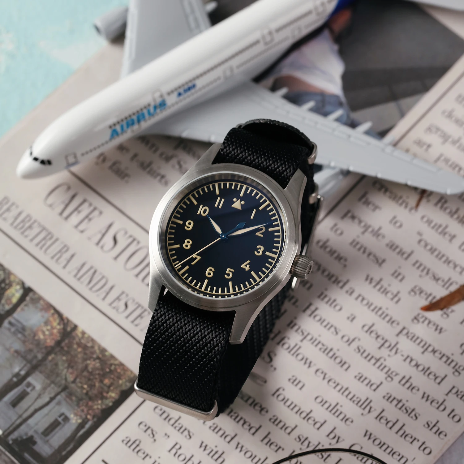 escapement time ミリタリーウォッチ B エスケープメントタイム】クォーツ 6S21 ムーブメント