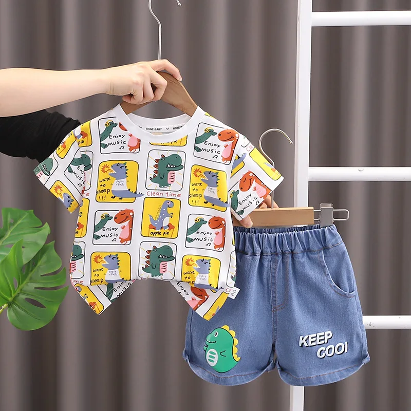 

2024 Western Baby Boy Summer Clothes Suit for Kids Boys Fashion Dinosaur Printed O-neck Short Sleeve T-shirts and Shorts Outfits