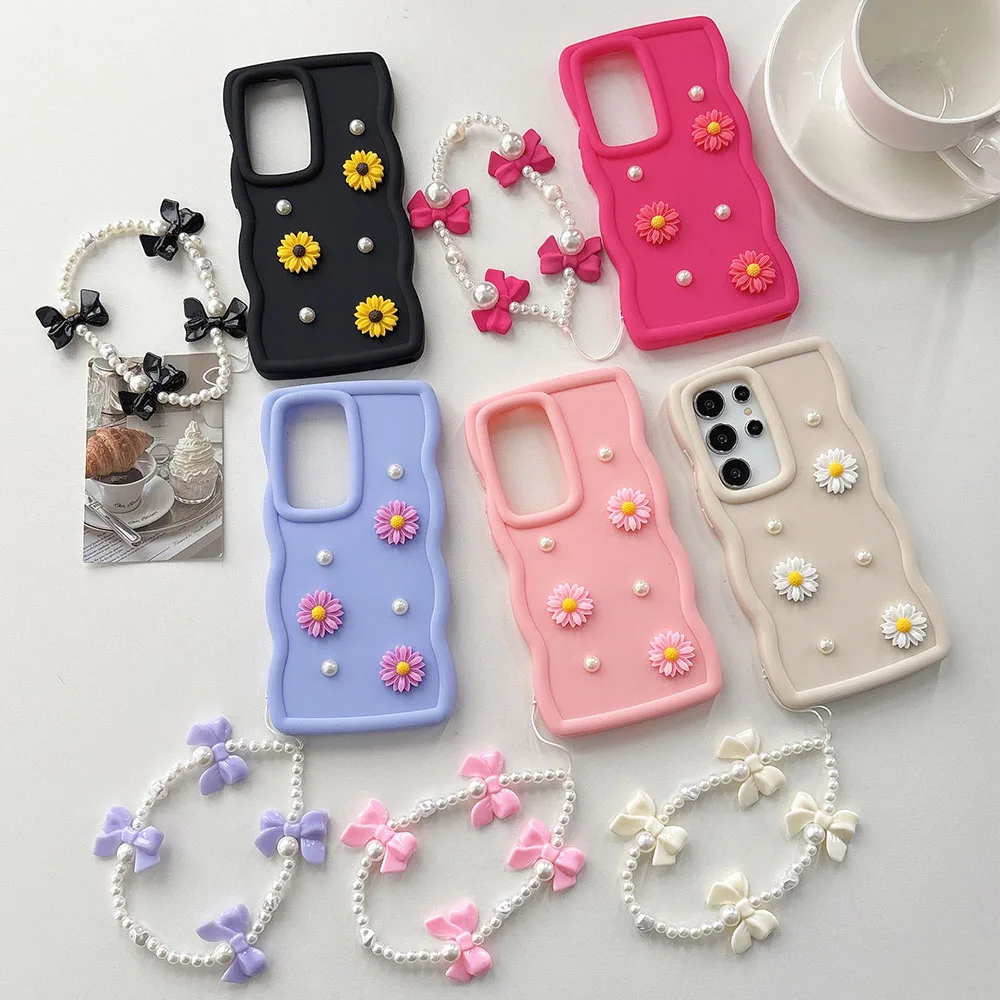 Elegant Flower Pearl Chain Wave Phone Case Cover