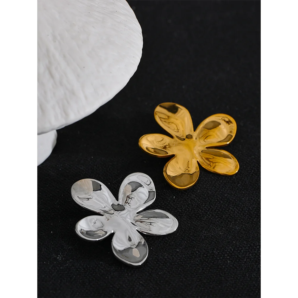 Yhpup Stainless Steel Flower Brooches for Women