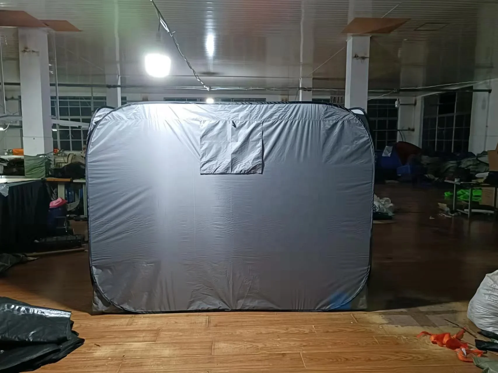 YYHC-Indoor modular emergency evacuation shelter with foam pads, portable removable cube tents for rebuilding