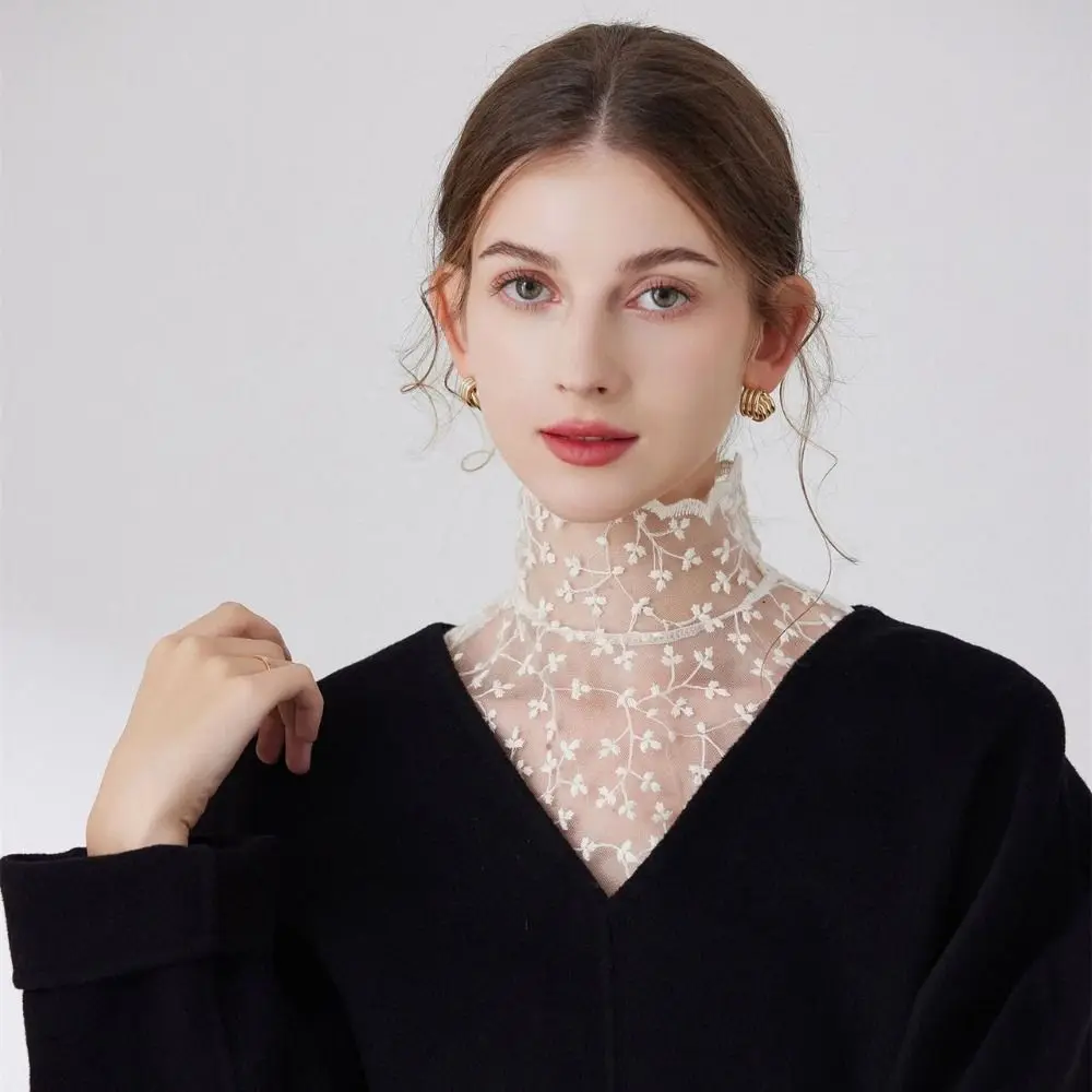 Beautiful Petal Fake Collar Black Lace False Blouse Detachable Lapel False Collar Women