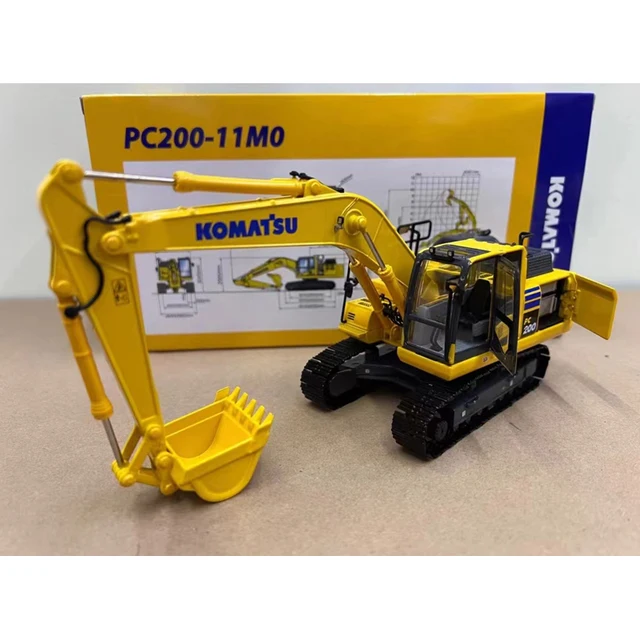 新品✦KOMATSU コマツ PC200-8 ダイキャストメタル 1:50 レア ミニカー
