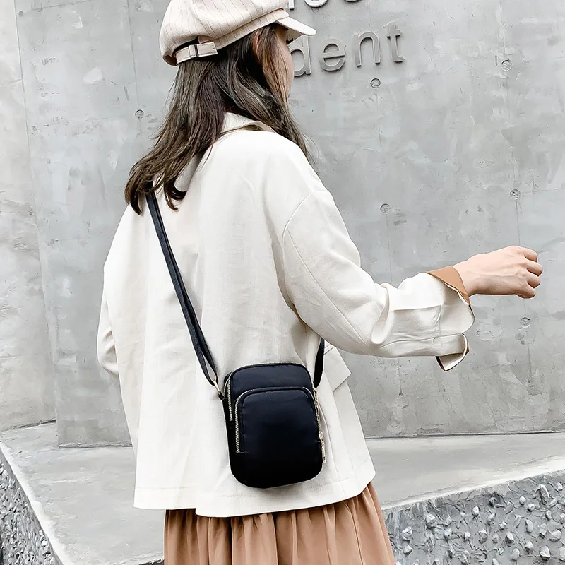 

Women Mobile Phone Bag Female Messenger Bag Zipper Wallet Coin Purse Casual Nylon Multifunctional Mini Shoulder Crossbody Bags