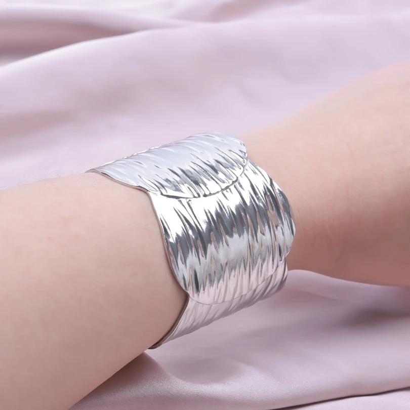 1Pc No Fade Textured Cuff Adjustable Aesthetic Bracelet For Women Stainless Steel Minimalist Hip Hop Wide Open Bangle Jewelry 3