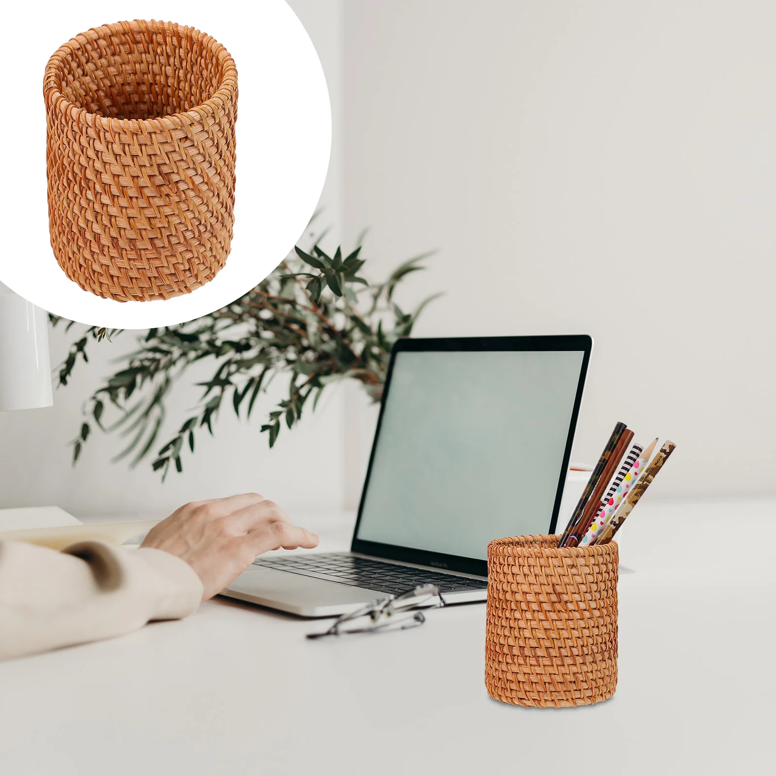

1Pc Hand Woven Pen Container Desktop Sundries Organizer Wood Woven Basket