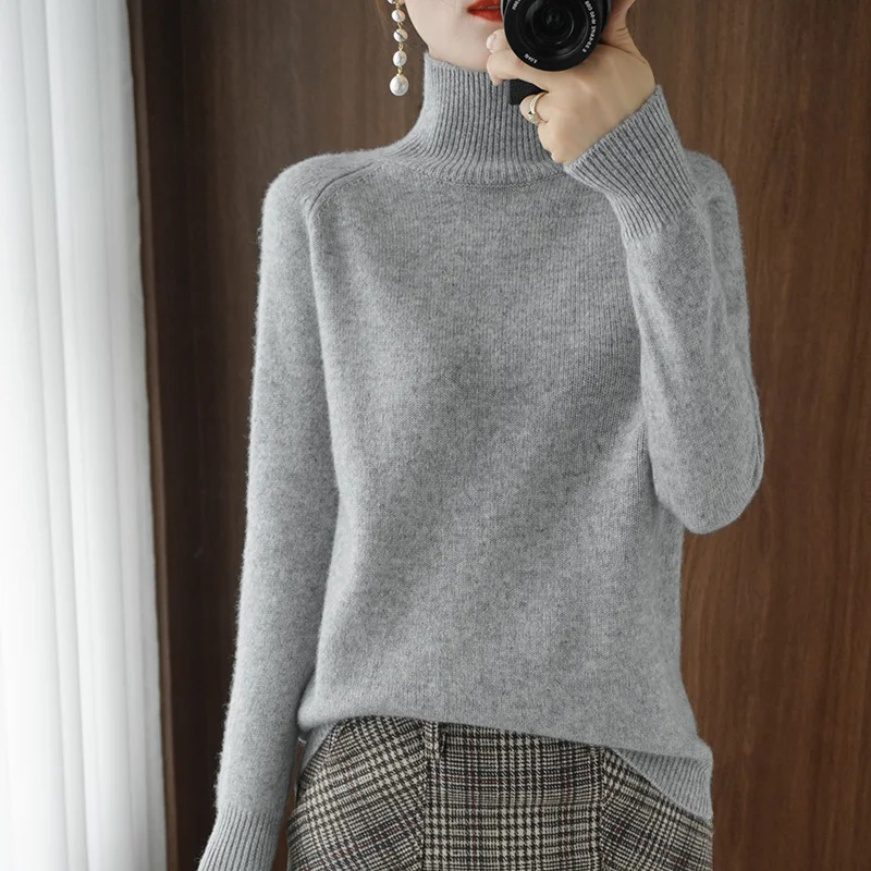 thumbnail image 1 of Suéter básico de cuello alto de lana merino, suéter de cachemira informal, cómodo, otoño e invierno, ropa de mujer con mangas raglán, 1 of 5
