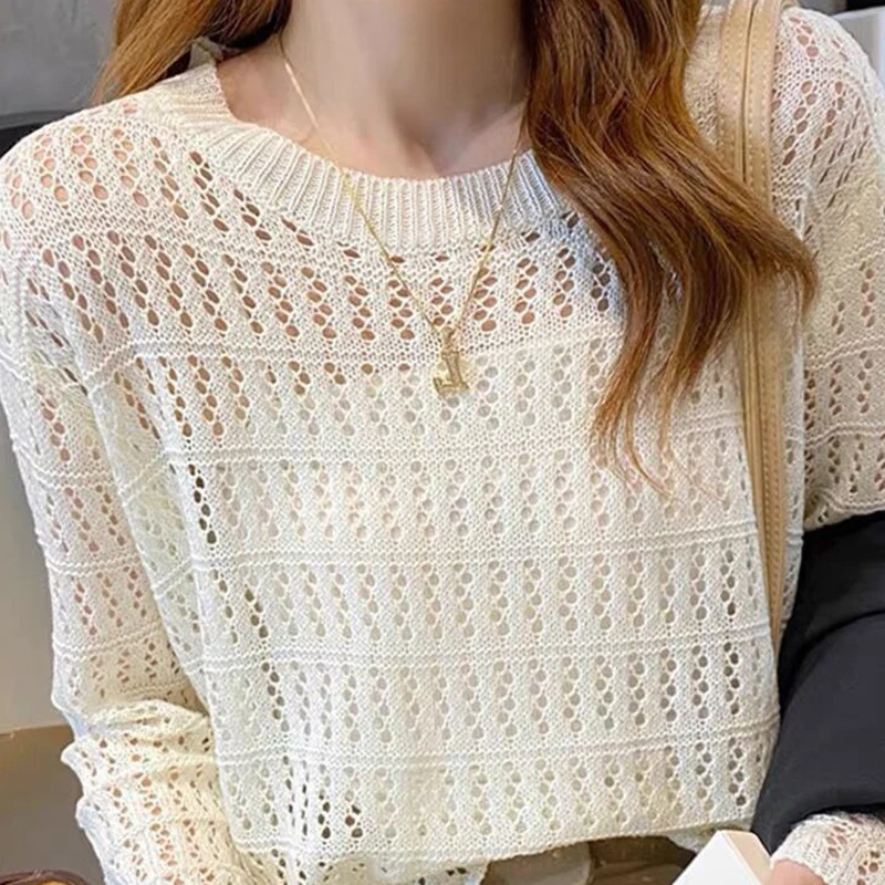 Round Neck Solid Color Hollow Stitching Blouse