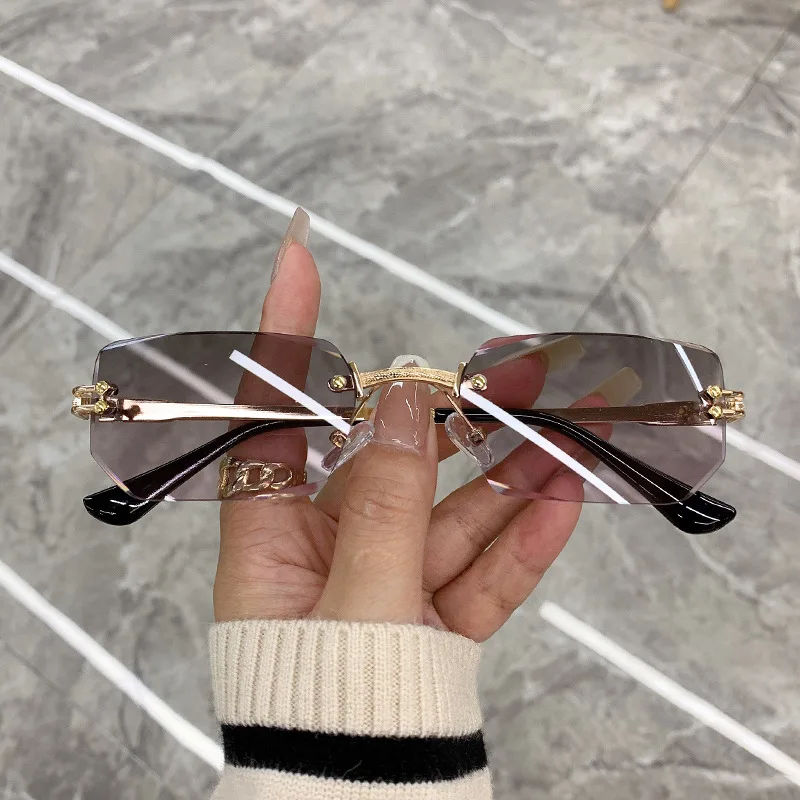 

Women Borderless Square Sunglasses Women's Outdoor Travel Sun Glasses Brand Designer Fashion Eyeglasses UV400 Oculos De Sol
