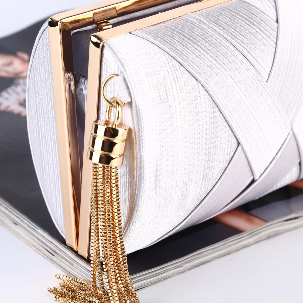 Fashion Retro pearl Luxury Design Ball Party Shoulder Bag Women's New Handbag Office Commuter Business Venue Messenger Bag