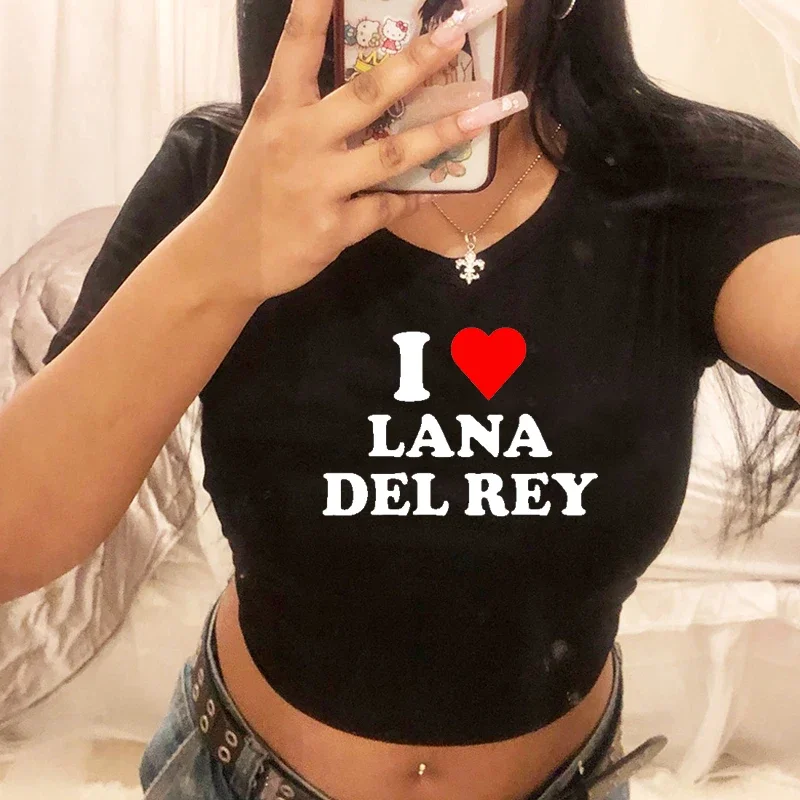 

Женский короткий топ с надписью «I Love Lana Del Rey»