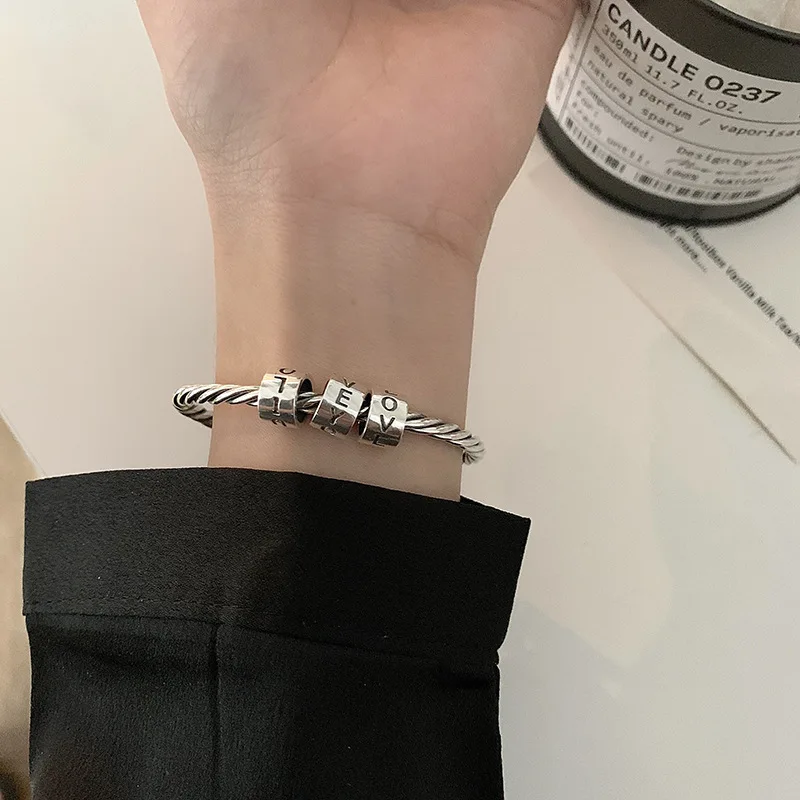2024 Nuovo 925 Sterling Silver Retro Twist Love Letter Braccialetto Femminile Gioielli Originali Per Le Donne Regali Di San Valentino Never Fade
