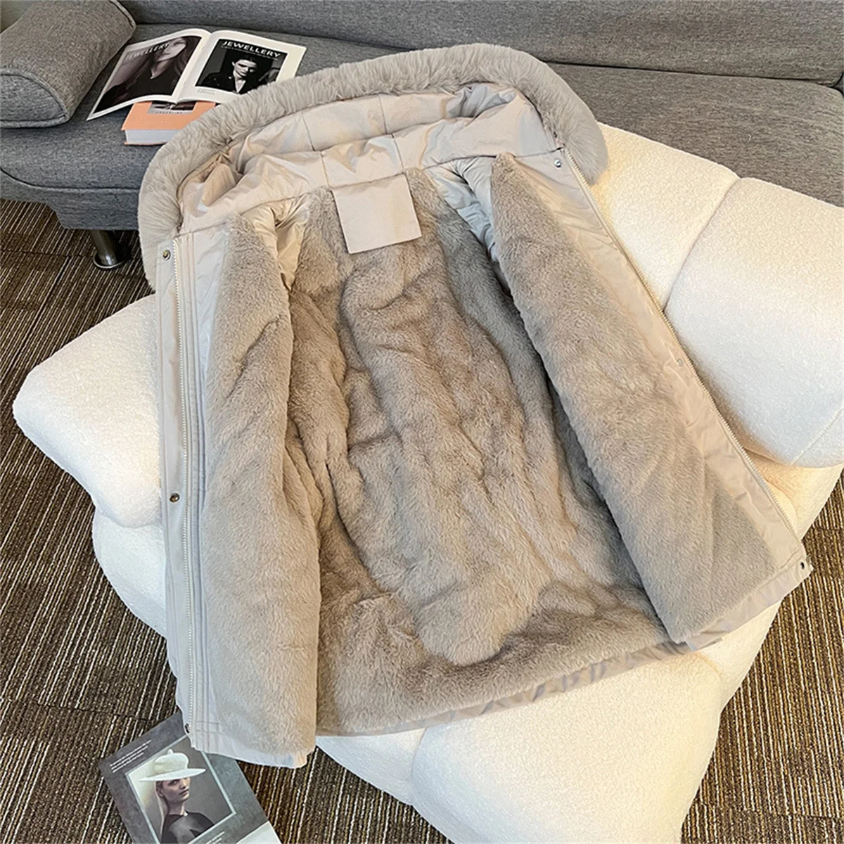 Winter Warm Parkas Jacket Women New Fashion Korean Loose Hooded Thick Casual Cotton Padded Coat Female Overcoat Casual Lady Tops