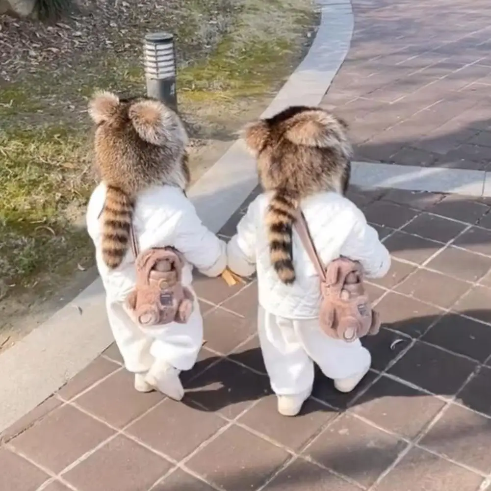 Trend Waschbär Pelzmütze Schwanz Frauen Natürliche Waschbär Pelzmützen Uschanka Hüte für Winter Dicke Warme Ohren Mode Bomber Pom Pom Hut