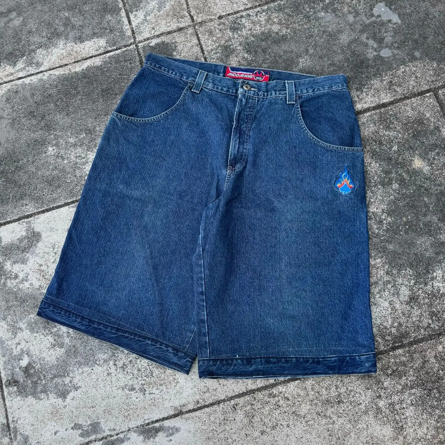 Slide image 4ef6505831754037b1b9cf81edeee146