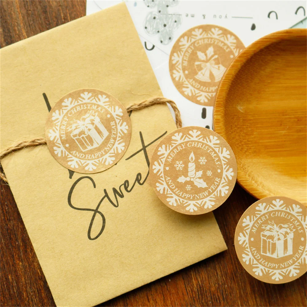 3.5Cm Christmas Snowflake Sticker Kraft Paper Christmas Theme Seal Labels Sticker for Gift Packing Diy Christmas Decoration 2023