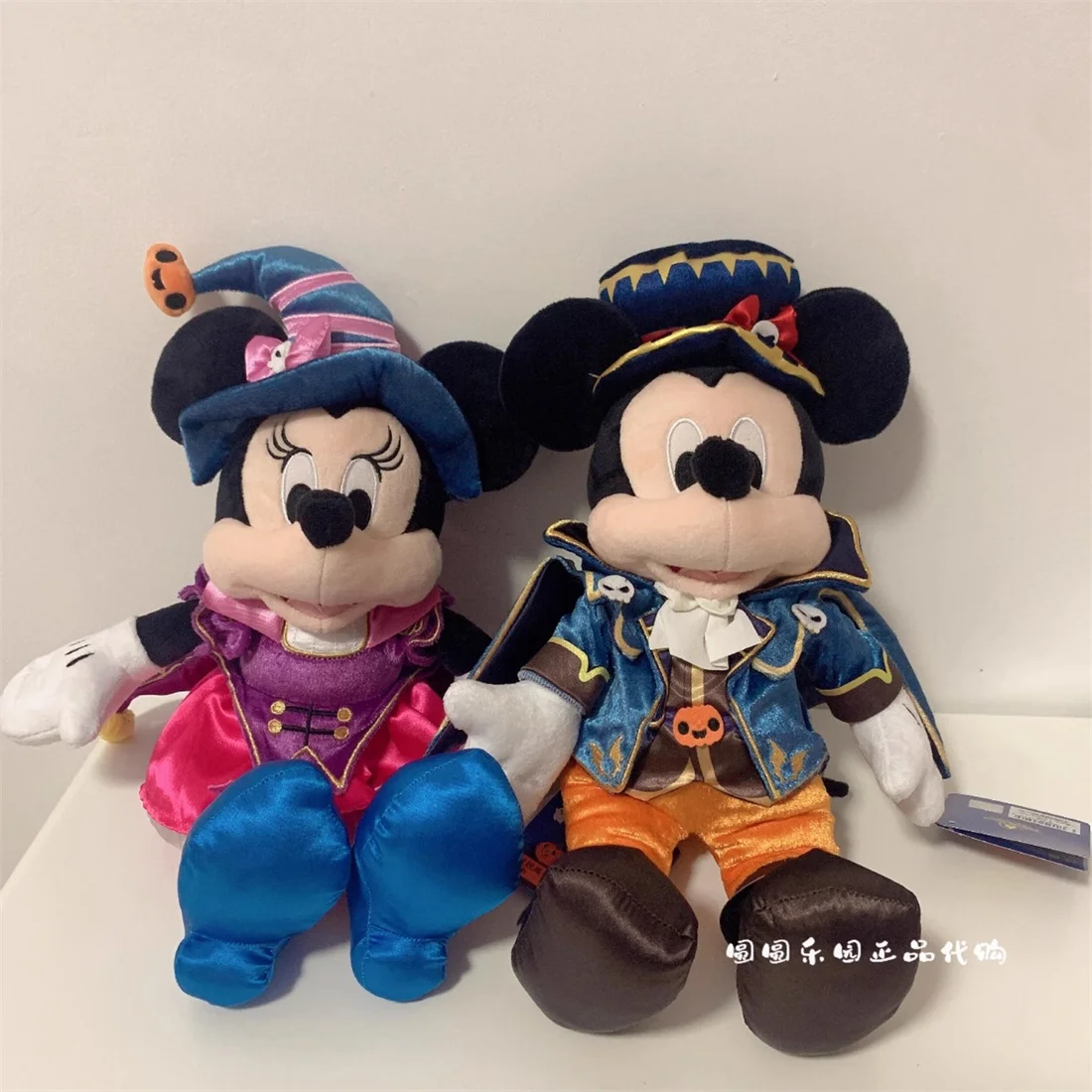 

Original Shanghai Disney 2023 Halloween Mickey Minnie stuffed toy doll birthday gift for girls